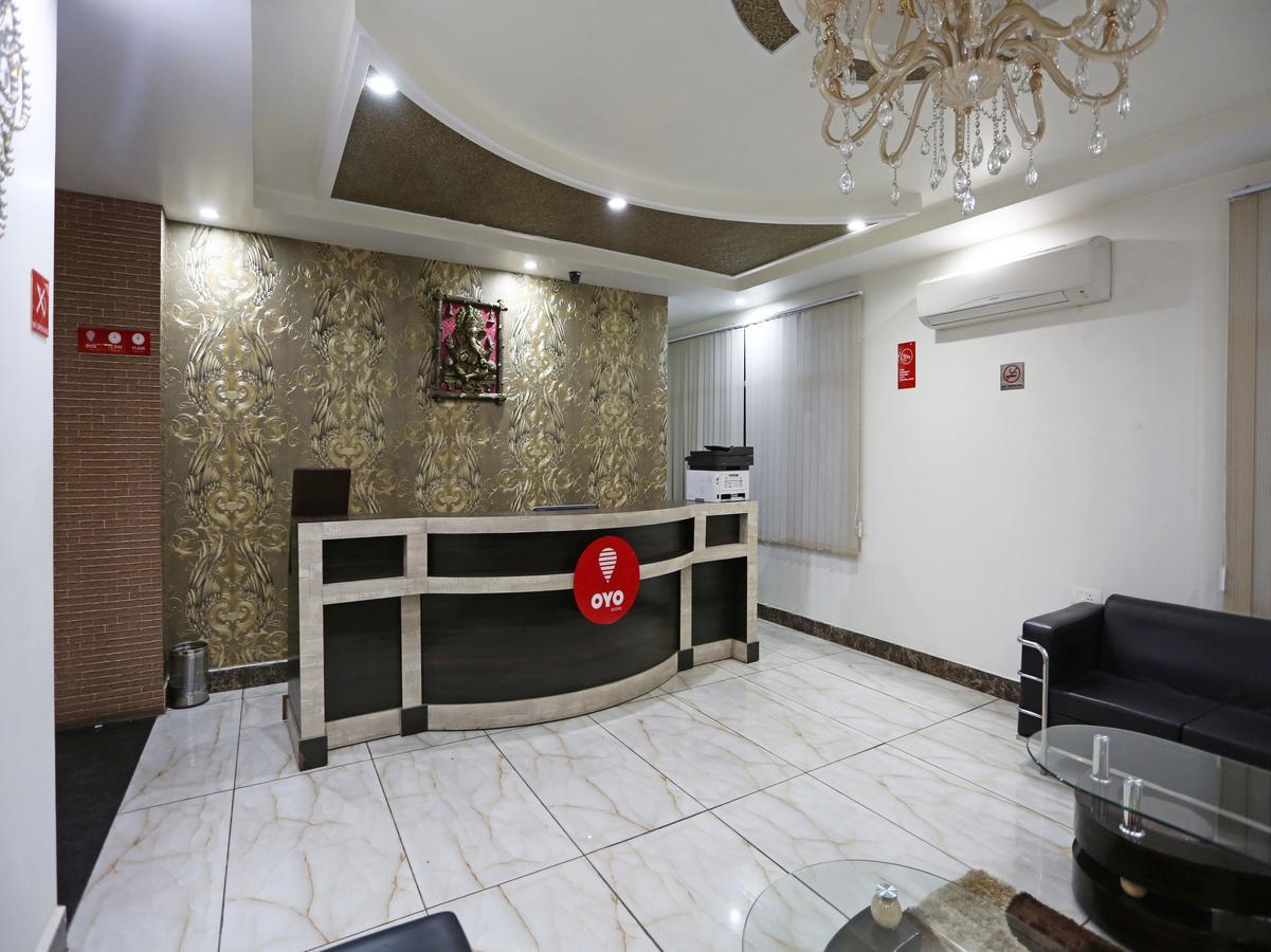 Oyo 4635 Sheetal Hotel Haldwāni Zewnętrze zdjęcie